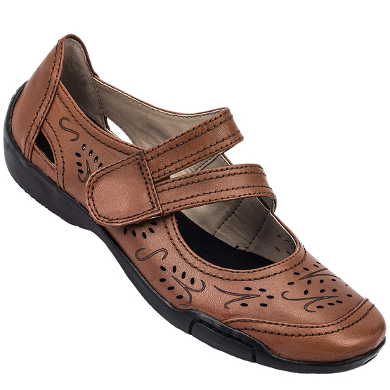 aa fitting shoes