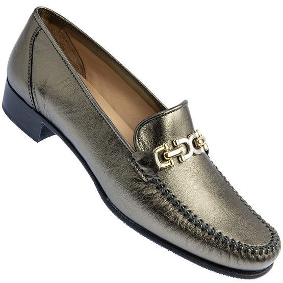 special fitting shoes