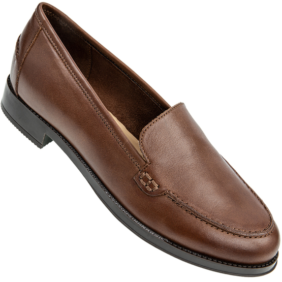 narrow fitting shoes